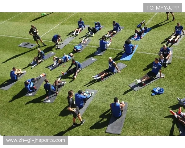 足球睡眠管理系统是否有效改善球员恢复质量和赛前状态